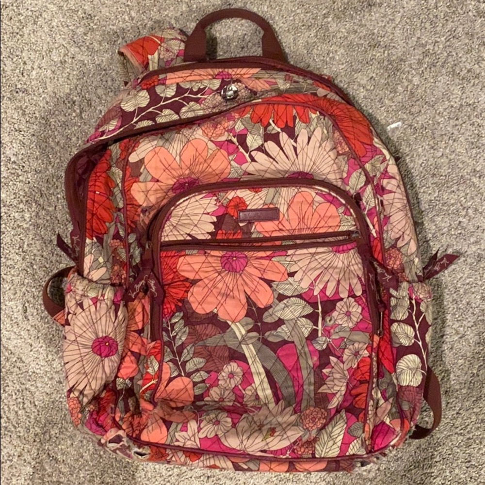 Selling Vera Bradley back pack!!!!